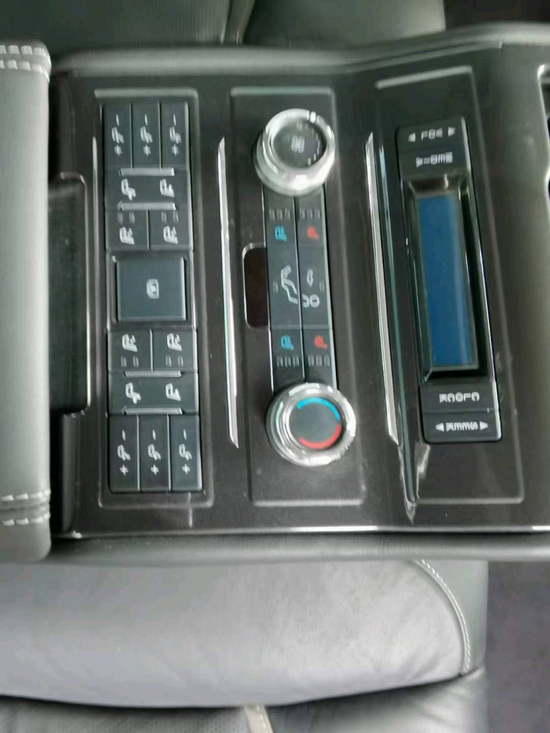 嘉兴17年福特金牛座2