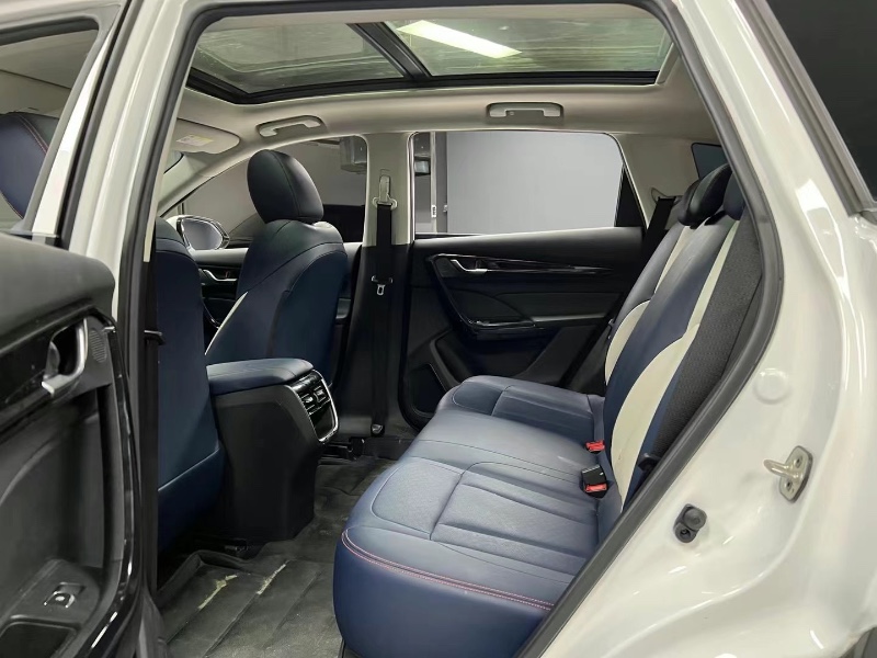 成都21年东风AX7pro6