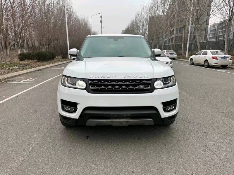 沈阳17年路虎揽胜运动1