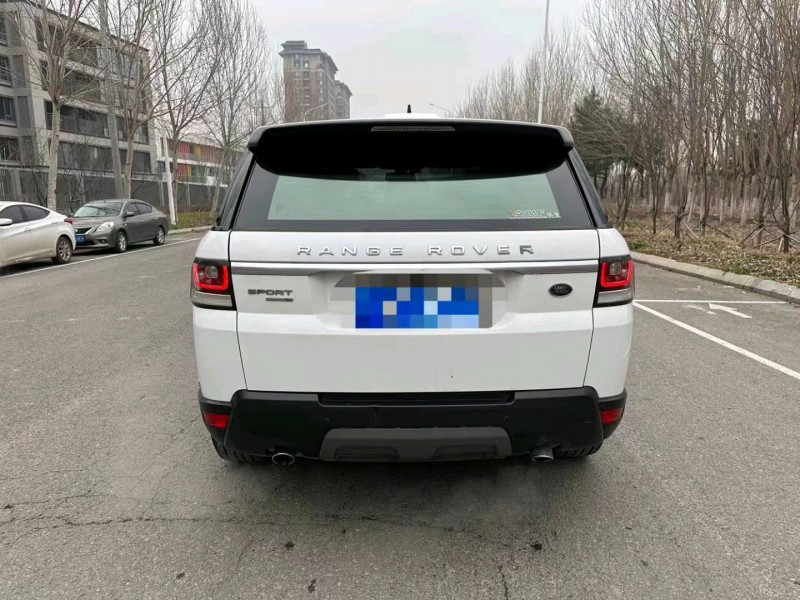 沈阳17年路虎揽胜运动5