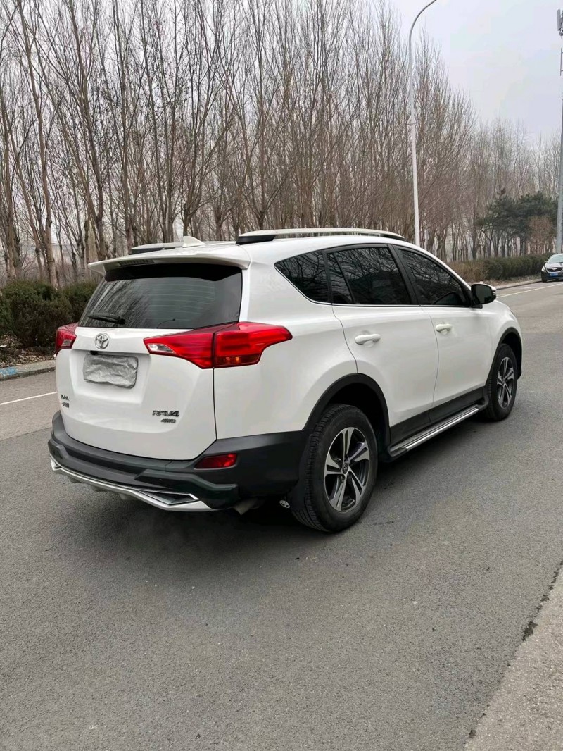 沈阳15年丰田RAV4荣放7