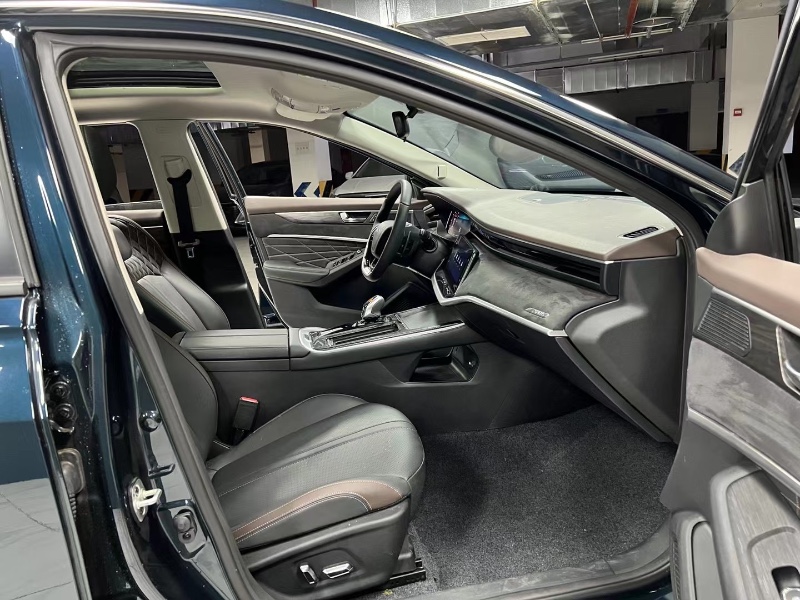 成都22年东风奕炫6