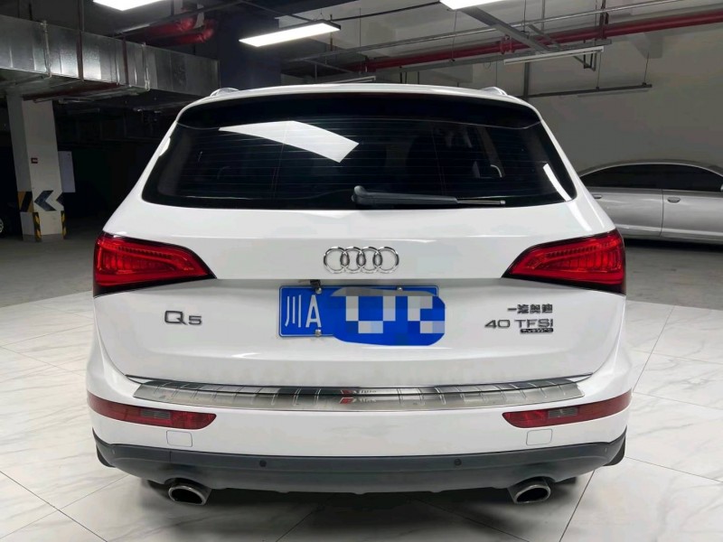 成都16年奥迪Q514