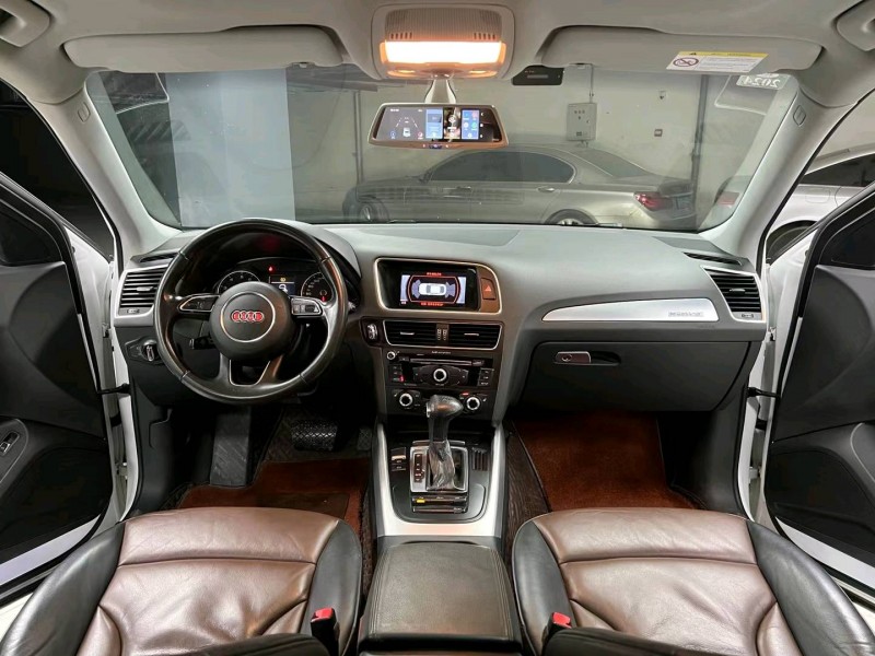 成都16年奥迪Q515