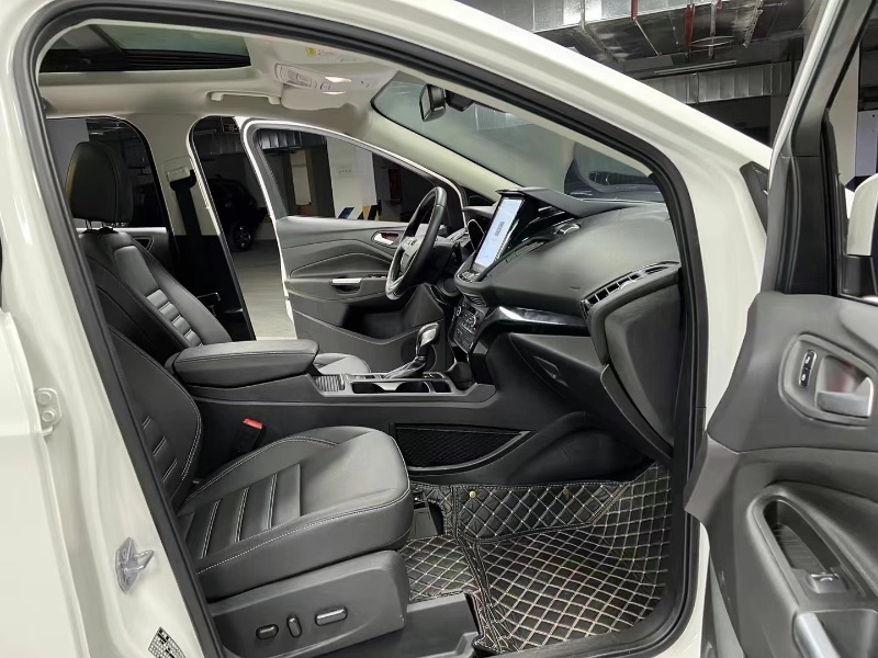 成都21年福特翼虎9