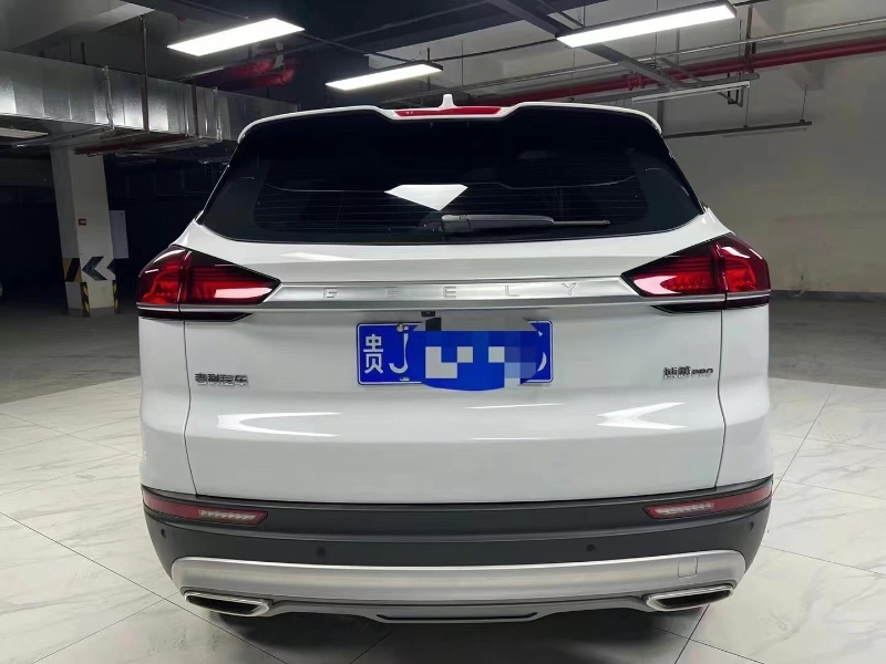 成都21年吉利博越3