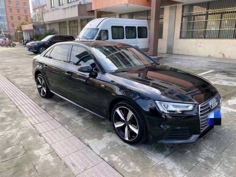 苏州18年奥迪A4L8