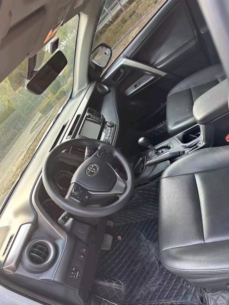 宜春19年丰田RAV4荣放5