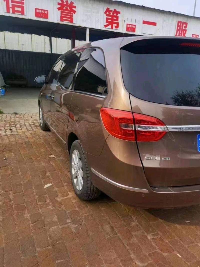 邯郸19年别克GL86