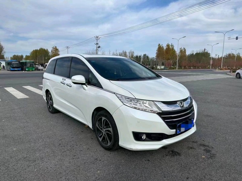 青岛18年本田奥德赛2