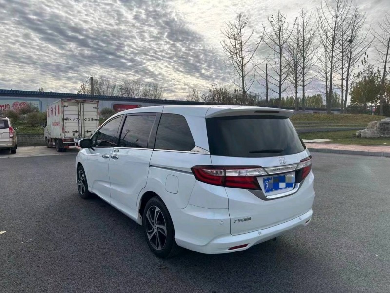 青岛18年本田奥德赛8