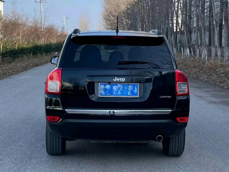 青岛13年Jeep指南者6