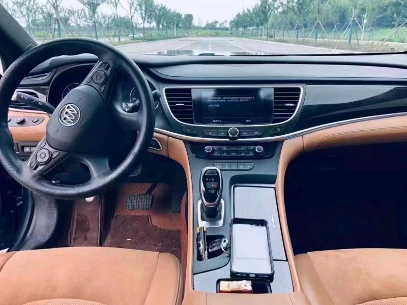 徐州19年别克君越3