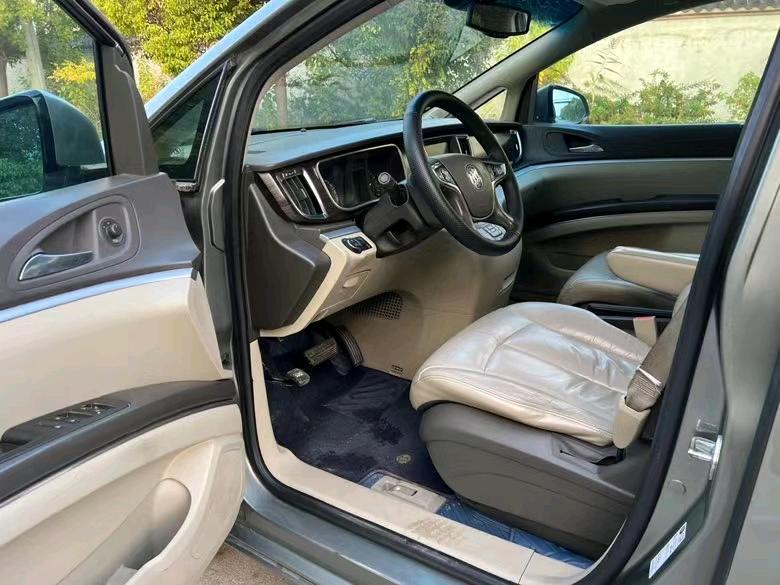 盐城13年别克GL81