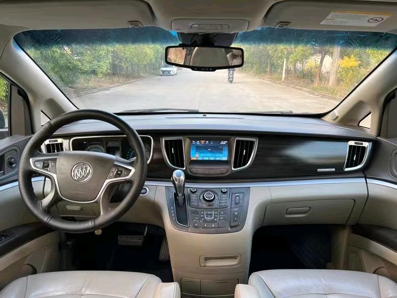 盐城13年别克GL89