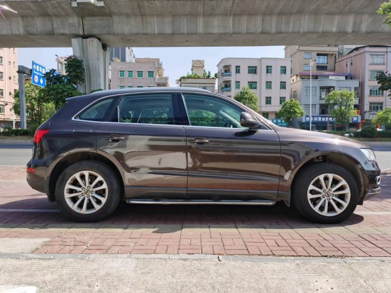 东莞13年奥迪Q55