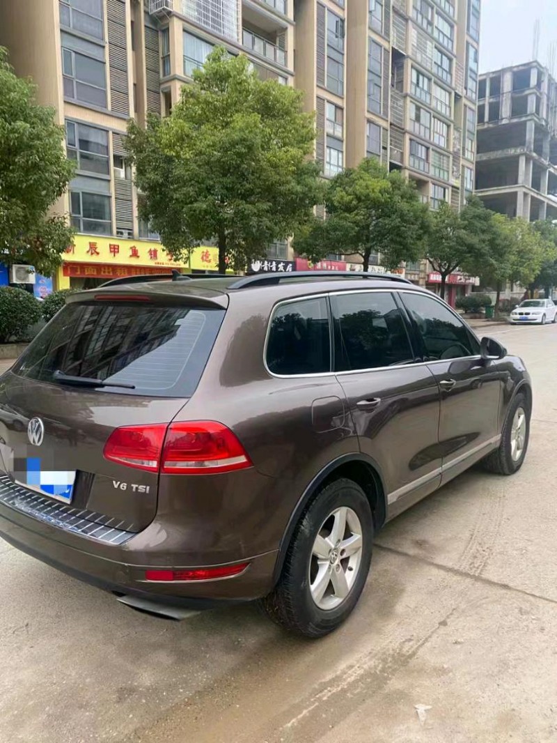 邯郸12年大众途锐4