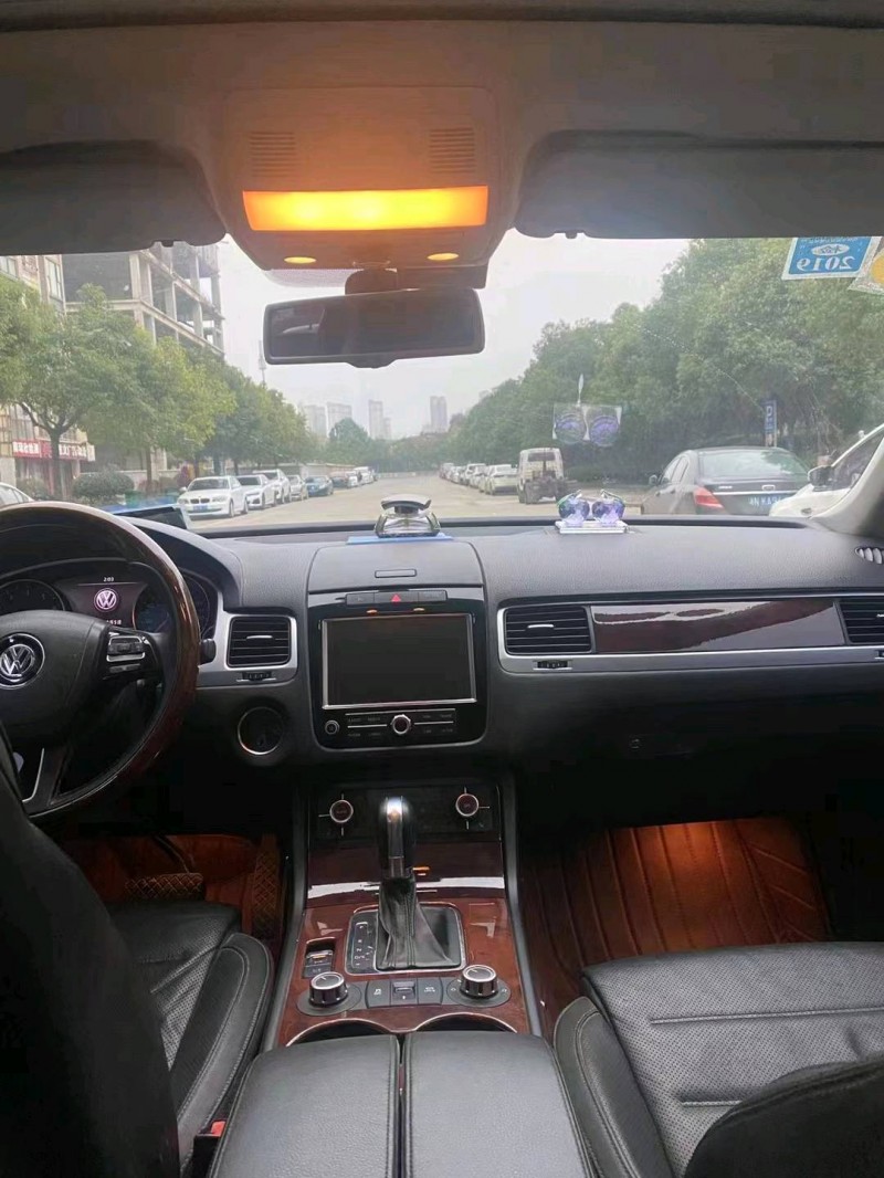 邯郸12年大众途锐7