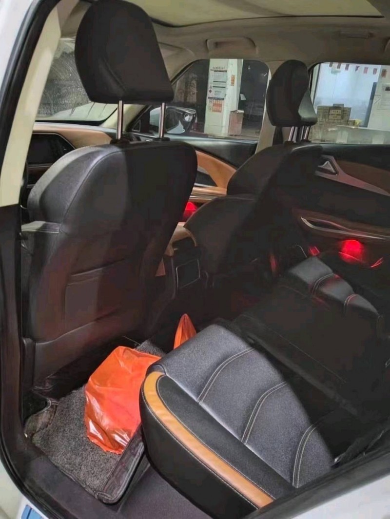 邯郸18年众泰T3003