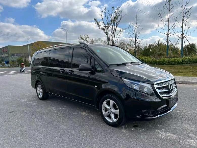 盐城17年奔驰威霆7