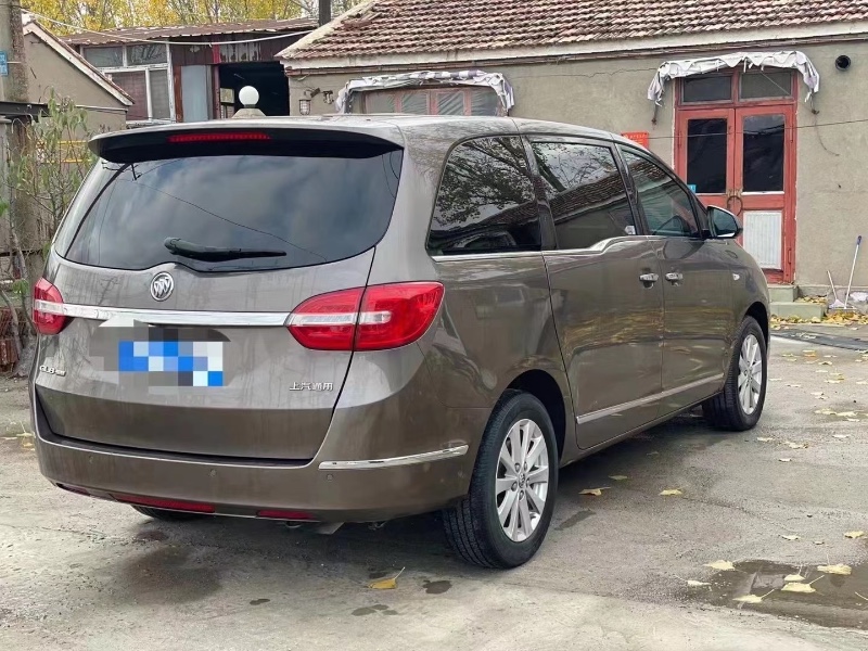 天津18年别克GL85