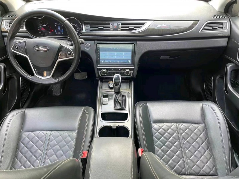 济宁18年众泰Z5605