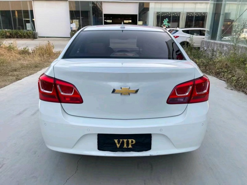 济宁16年雪佛兰科鲁兹9