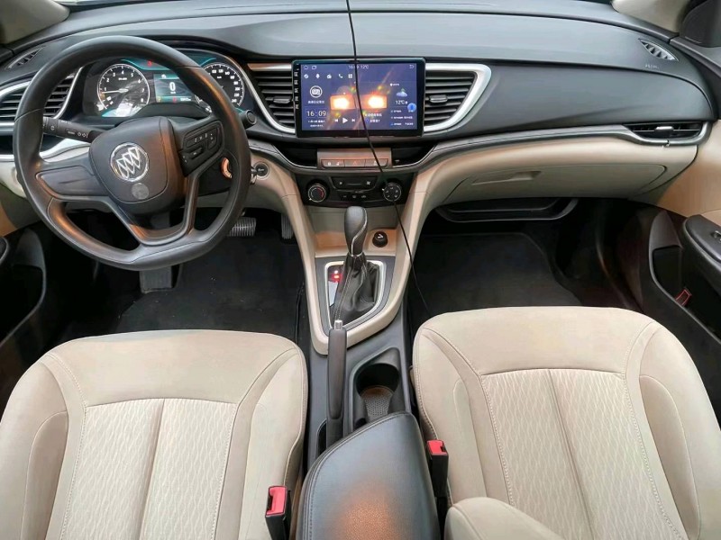 济宁15年别克英朗GT5