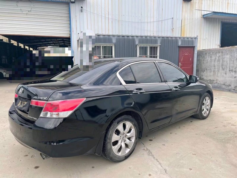 济宁11年本田雅阁2