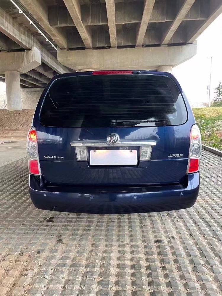 青岛16年别克GL81