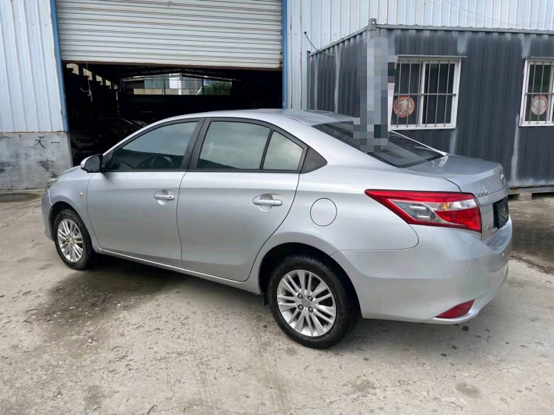 济宁15年丰田威驰3