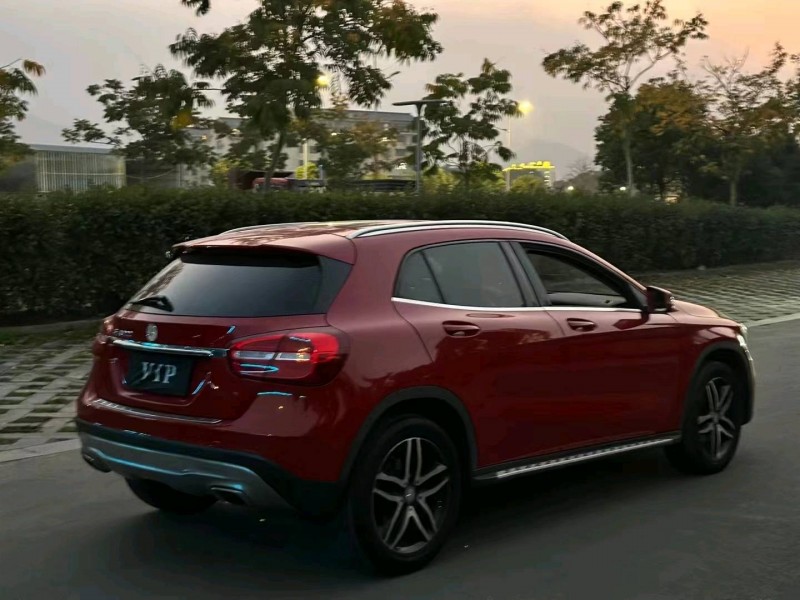 嘉兴16年奔驰GLA4