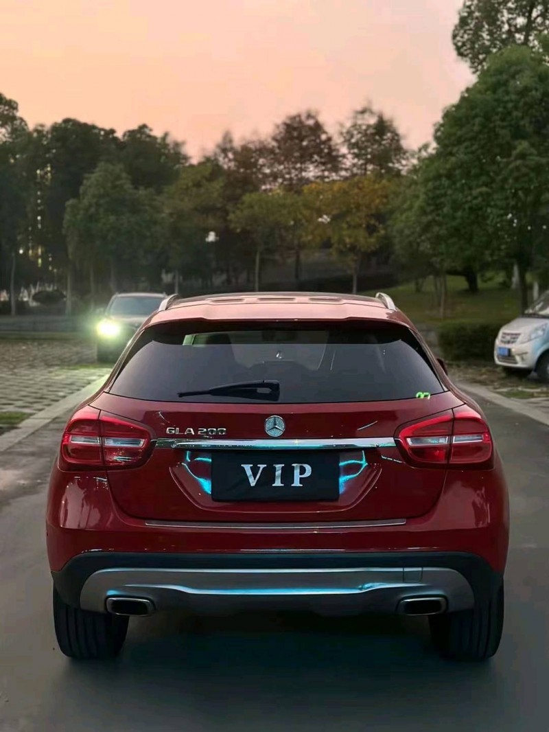 嘉兴16年奔驰GLA5