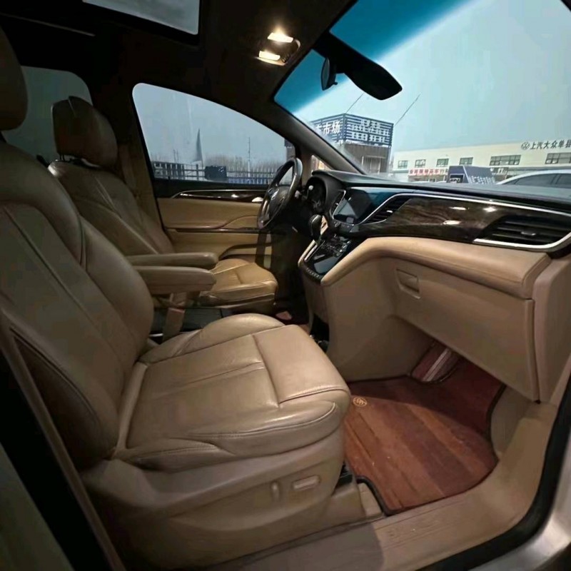 枣庄17年别克GL82