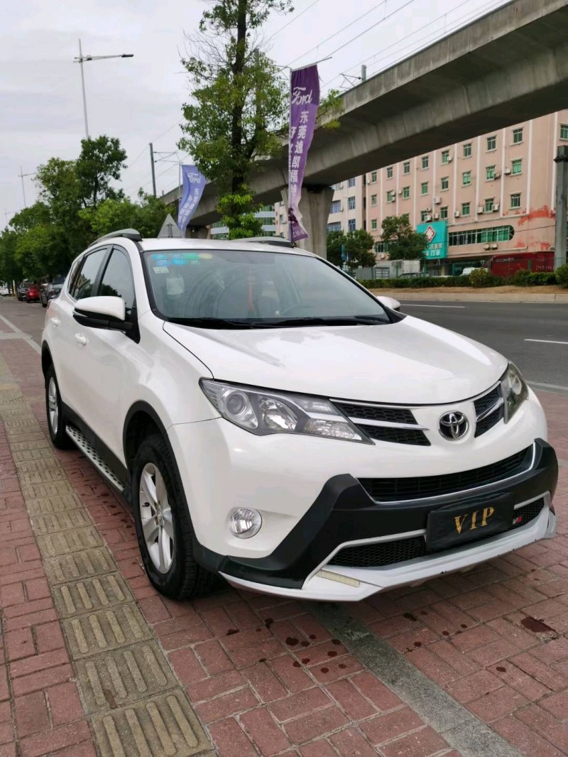 东莞14年丰田RAV4荣放3
