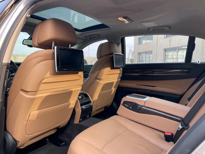 济宁14年宝马7系6