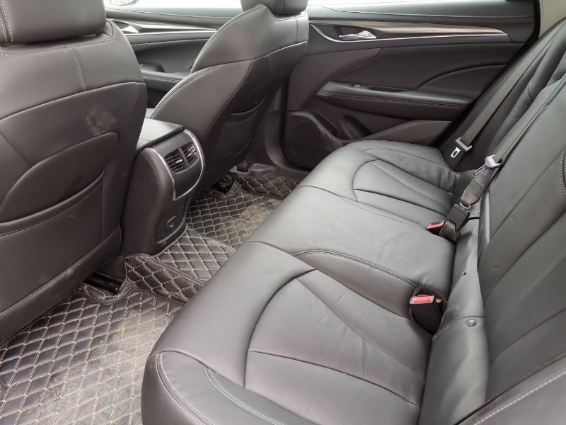 徐州21年别克君越9