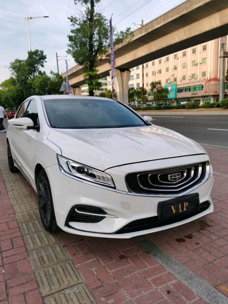 东莞18年吉利博瑞3