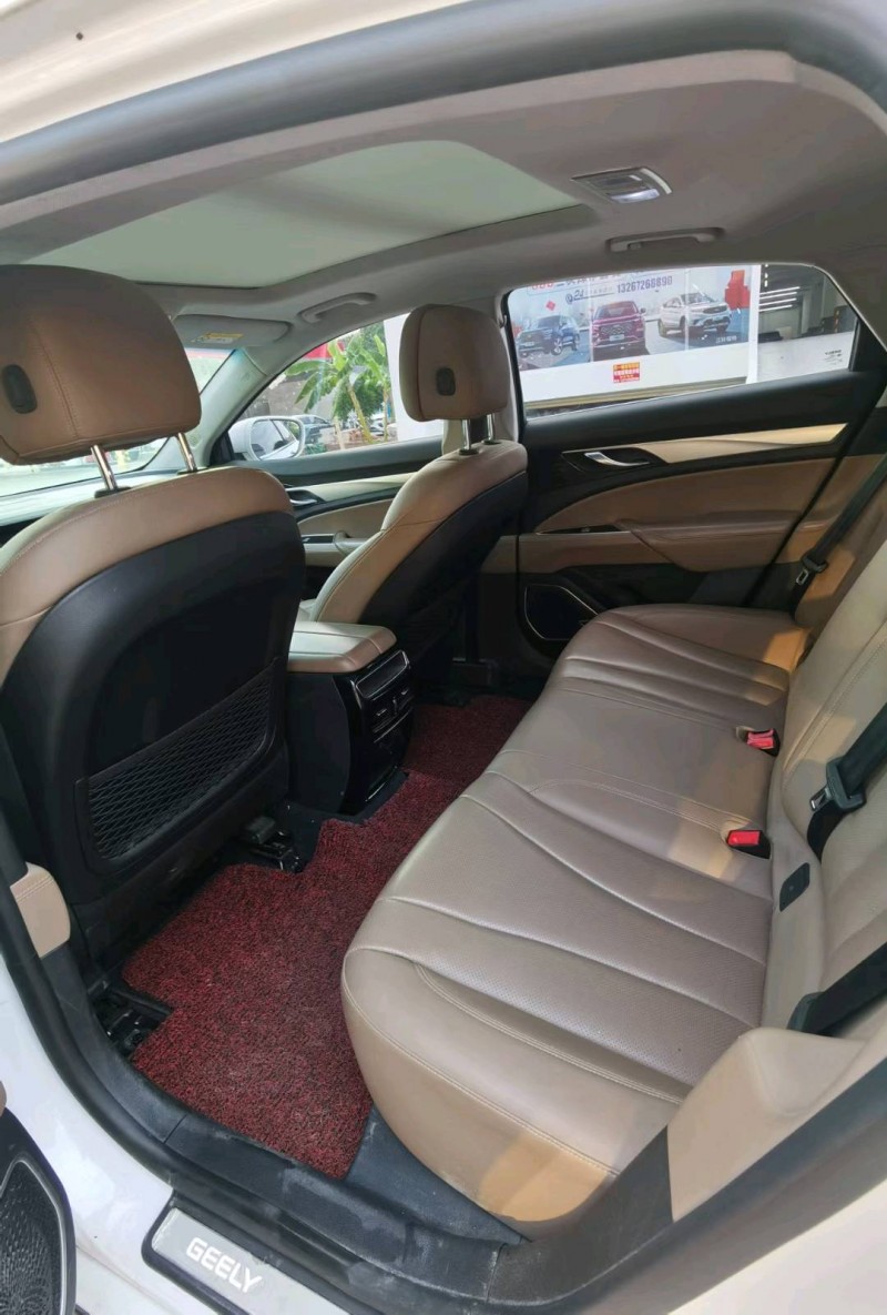 东莞18年吉利博瑞7