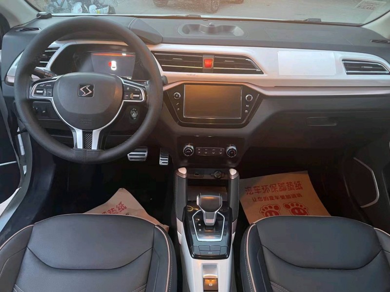 济宁19年江淮思皓4