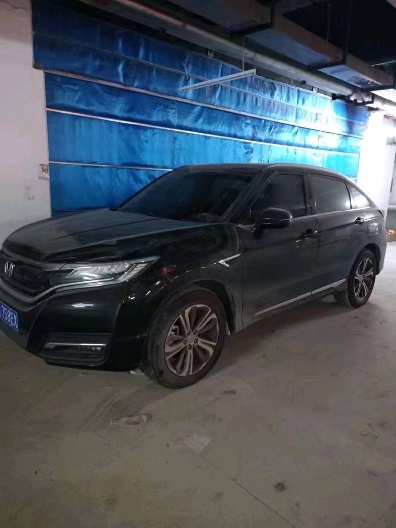 重庆19年本田URV2