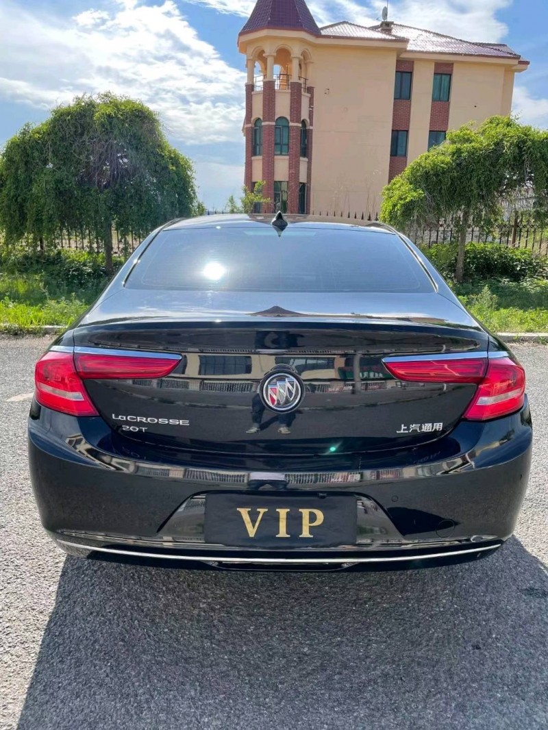 沈阳17年别克君越6