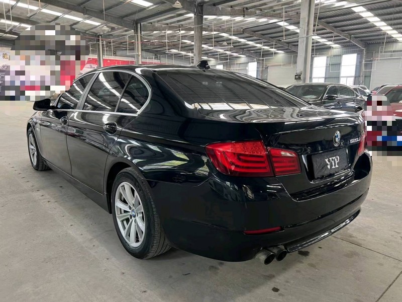 济宁13年宝马5系8