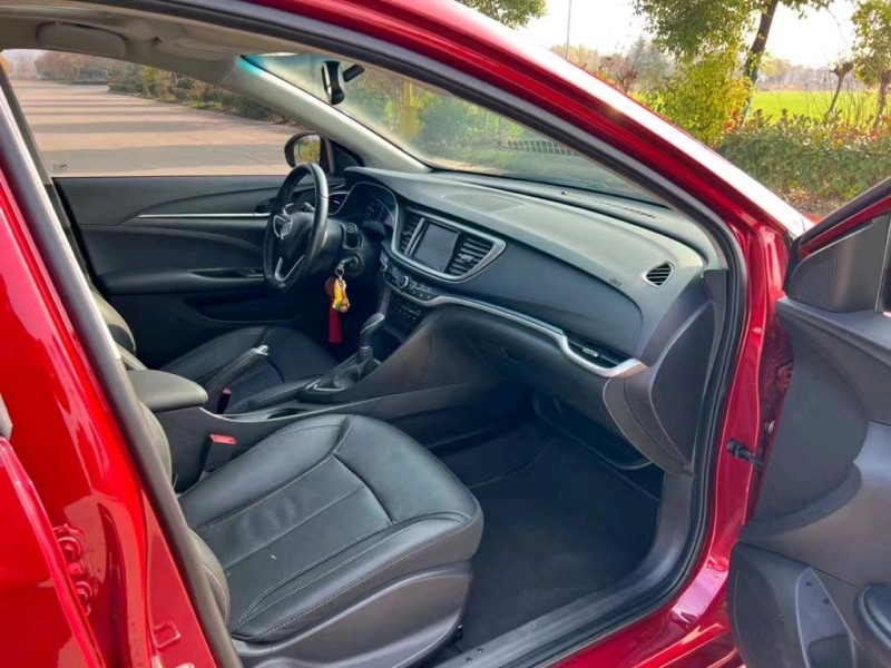 盐城19年别克阅朗9