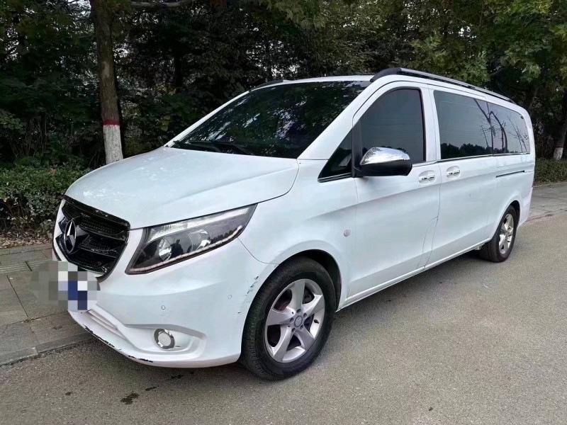 枣庄17年奔驰威霆2