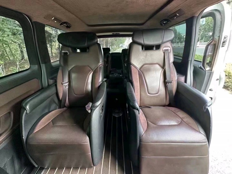 枣庄17年奔驰威霆6