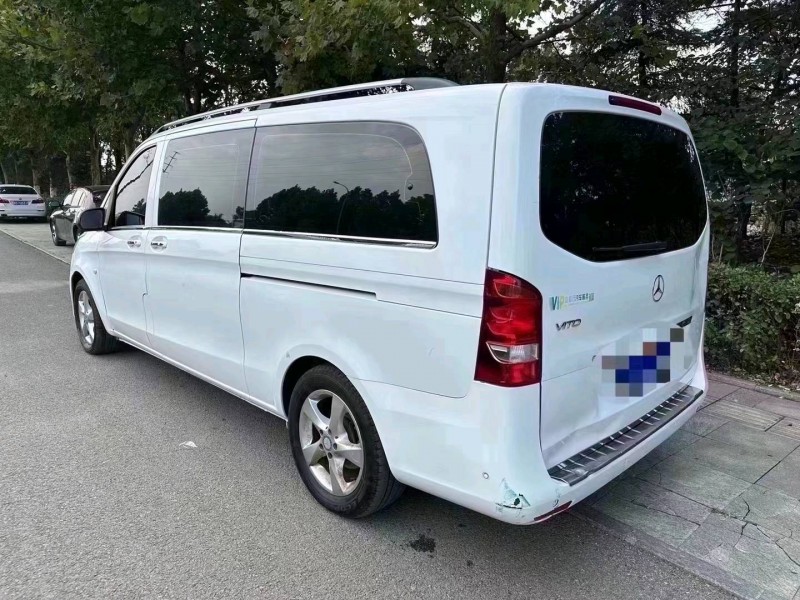 枣庄17年奔驰威霆7