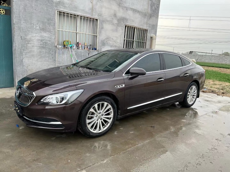 青岛17年别克君越4