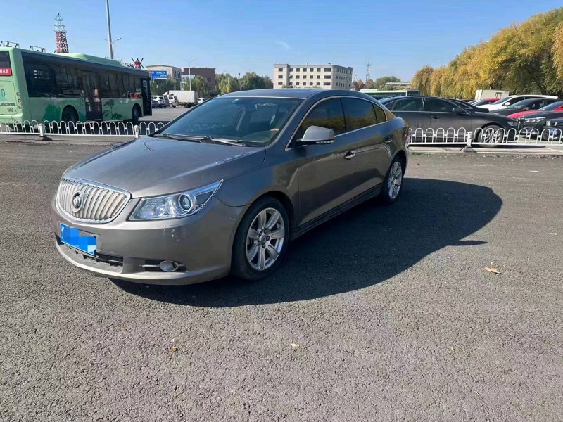 枣庄13年别克君越4