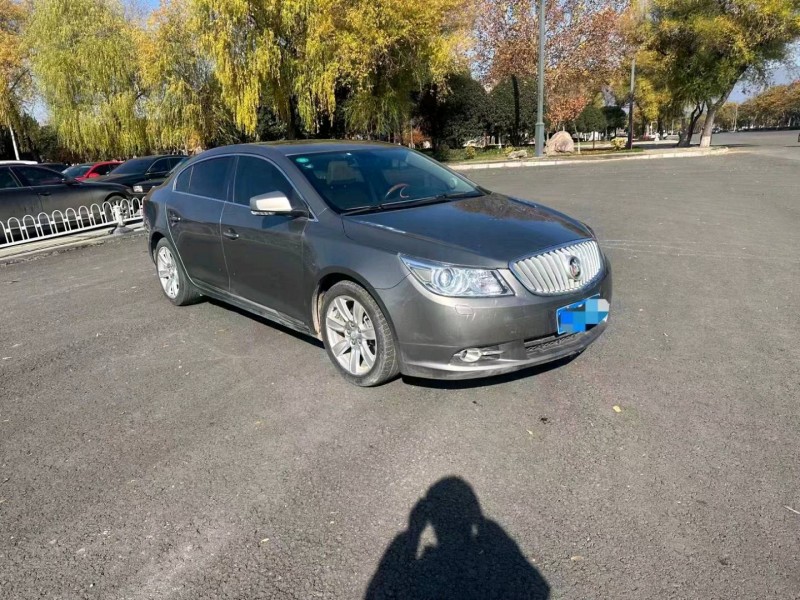 枣庄13年别克君越1